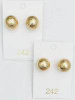Load image into Gallery viewer, Big Ball Stud Brushed Gold
