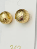Load image into Gallery viewer, Big Ball Stud Brushed Gold

