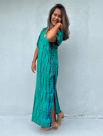 Load image into Gallery viewer, Petite Kaftan in Turquoise and Blue Tie Dye
