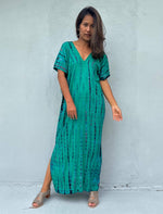 Load image into Gallery viewer, Petite Kaftan in Turquoise and Blue Tie Dye
