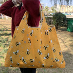 Load image into Gallery viewer, Market Bag "Busy Bee" Print
