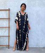 Load image into Gallery viewer, Kaftan in Black and Off White Tie Dye
