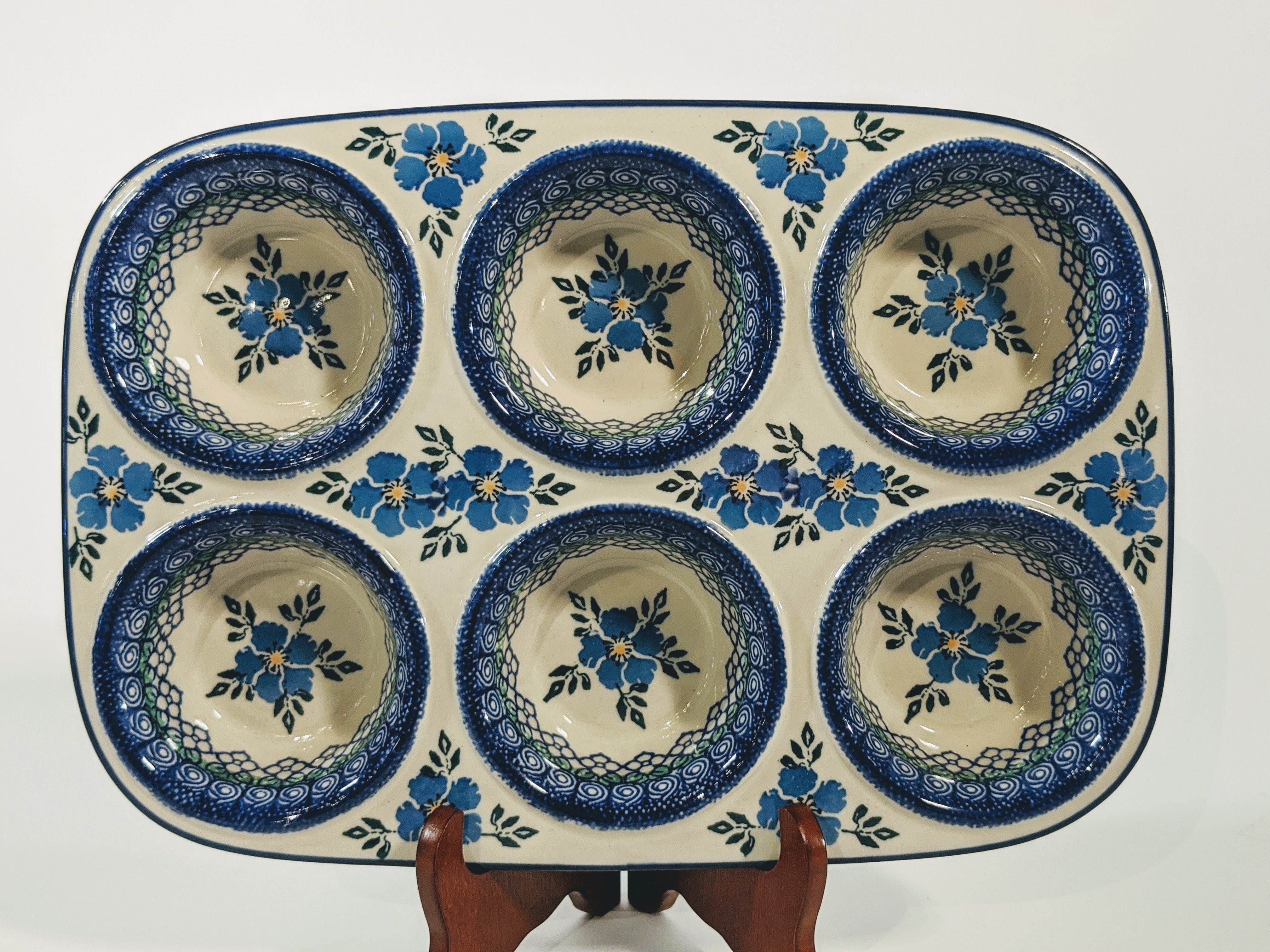 Ceramika Artystyczna Mufffin Pan Blue Lattice
