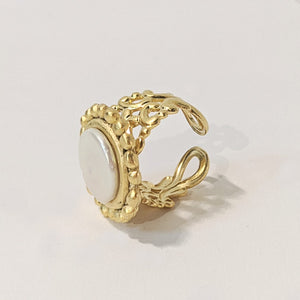 Dotted Coin Pearl Ring Gold