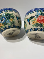 Load image into Gallery viewer, Hummingbird Cuddle Bowl Teresa Liana
